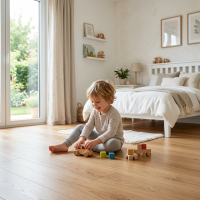 Dormitorio infantil limpio y libre de alergias con piso flotante